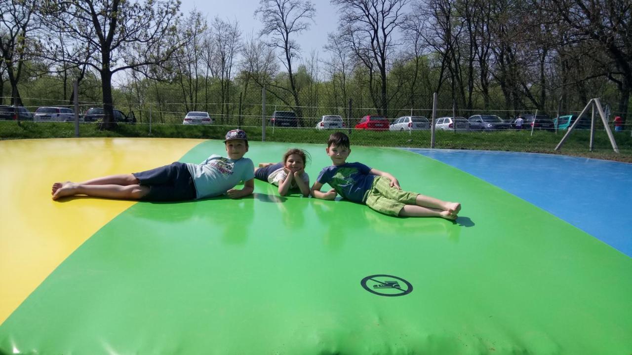 Zoopark Zelcin Villa Mělník Kültér fotó