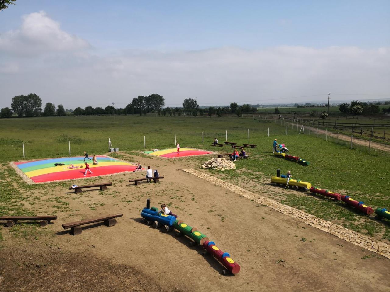 Zoopark Zelcin Villa Mělník Kültér fotó